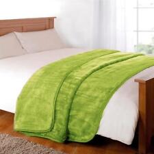 LUXURY FAUX FUR BLANKET BED