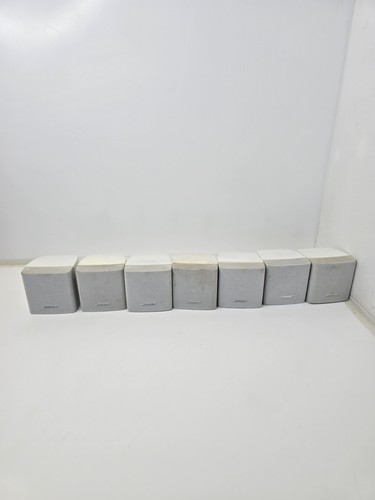 Bose cube speakers white - white,