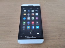 BlackBerry Z10 - 16GB - White (Unlocked) Smartphone