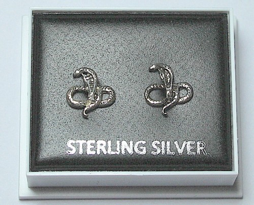 Sterling silver 925 stud - silver,