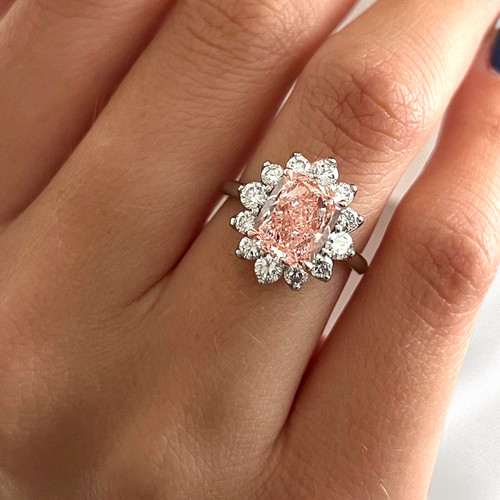 Fancy intense pink - pink, diamond