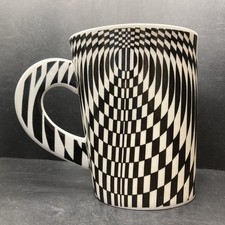 Dunoon P-ART Optical Illusion Fine Bone China Mug Made in England *Scratched*