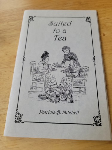Vintage w995 paperback suited - vintage,