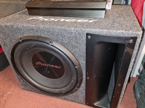 Subwoofer with amplifier - ,