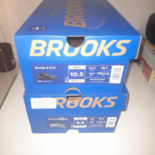 Brookes empty shoe boxes - shoe,