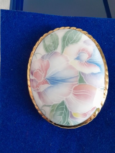 Vintage aynsley brooch - vintage,