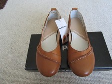 BRAND NEW IN BOX HUSH PUPPIES