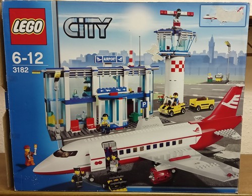 Lego city 3182 - airport, /