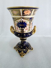 Royal Crown Derby Campana Urn