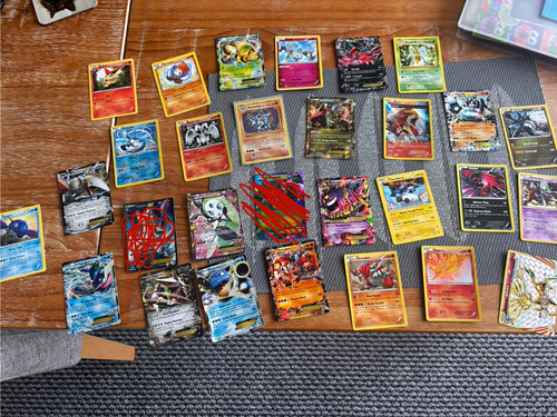 Massive pokémon lot ask for - lot,