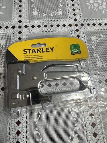 Staple gun - staple,