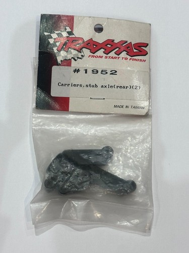 Traxxas 1952 carriers stub - traxxas, carriers,