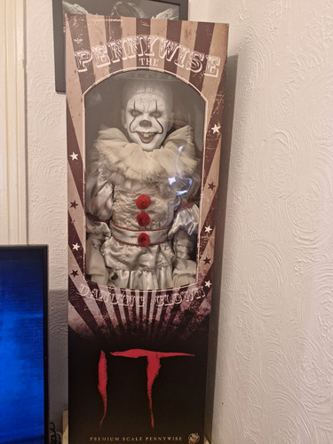 Pennywise premium scale - it,