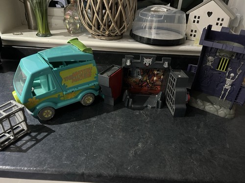 Scooby doo mystery machine - mystery,