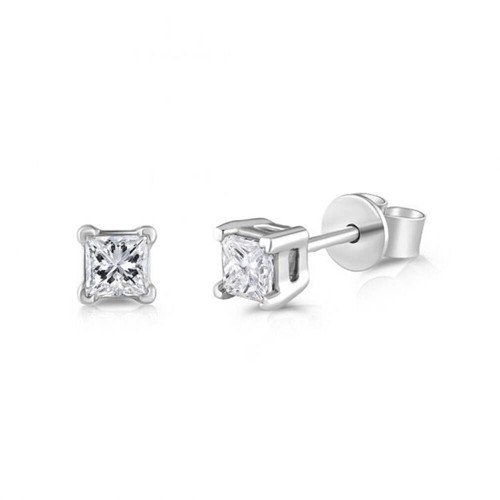 18ct white gold - 18ct, claw