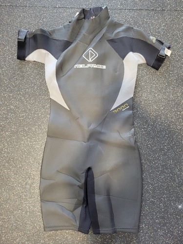 Womens wetsuit size 12 - -,