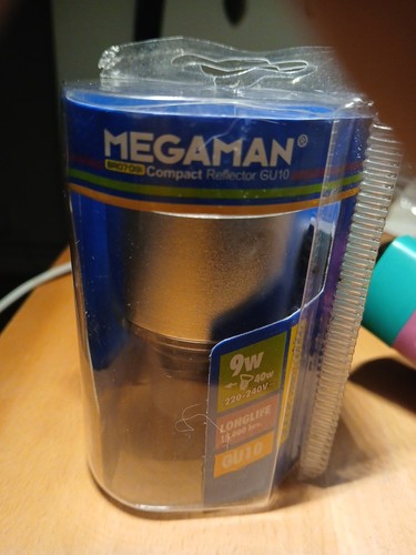 Megaman bro709 compact - megaman,