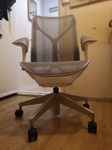 Herman miller cosm - herman, mid
