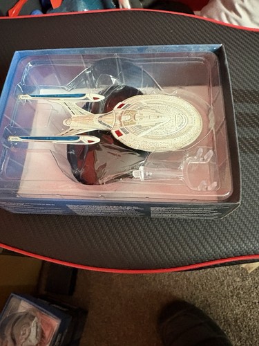 Star trek eaglemoss uss - eaglemoss,