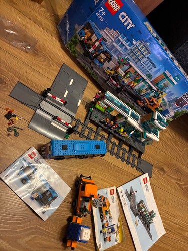 Lego city train - train, station