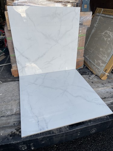 Light vein white - sqm),