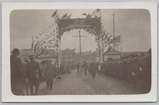 PLYMOUTH Parade on Stonehouse Bridge, Devonport RP Postcard
