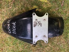 SUZUKI GSXR1100 J K FRONT MUDGUARD FENDER GSXR1100 J K  FORK BRACE OEM MUDGUARD