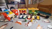 Fisher Price Circus Train Play Set with Animals & People Some Damage... Vintage.