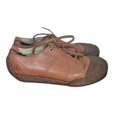 Clarks  Light Brown Leather