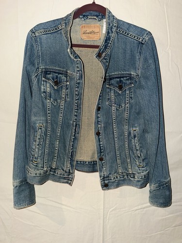 Levi strauss signature blue - strauss,