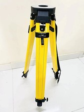 Aluminum tripod heavy - , duty