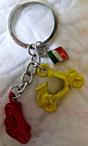 Souvenir key chain italia - key,