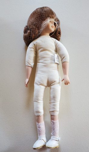 Old fashioned doll body - fashioned,
