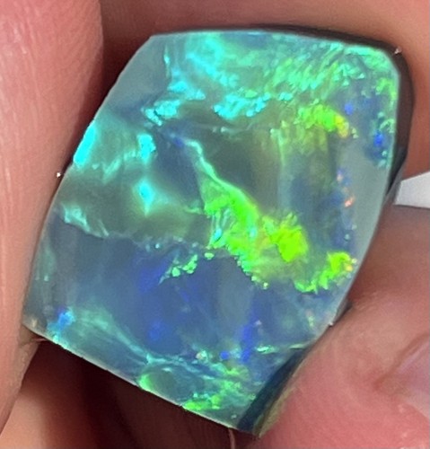 Black opal doublet 6ct - opal,
