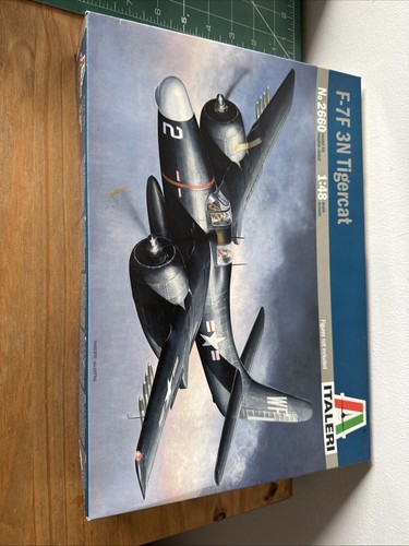 Italeri grumman f7f3n - grumman, tigercat