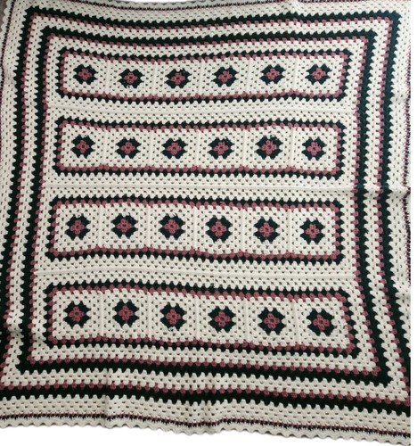 Hand crochet dark - hand,