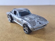 hot wheels corvette grand