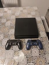 PS4 slim 500gb + 2 Controllers