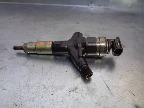 16613aa030 injector subaru - injector,
