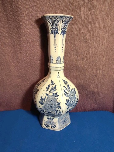 Delft blue white vase - &, 27cm