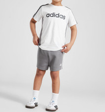 adidas T-Shirt & Shorts Set