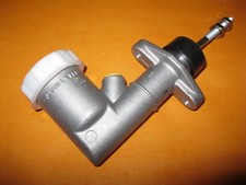 BRAKE / CLUTCH MASTER CYLINDER