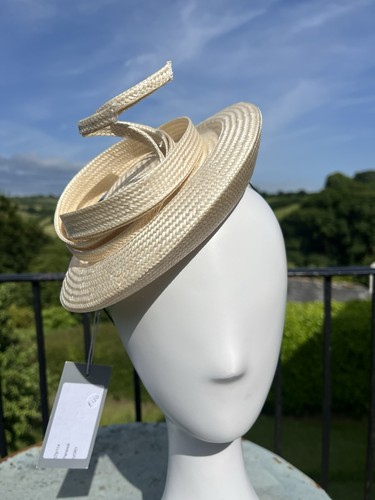 Whiteley paris pillbox hat - whiteley, in