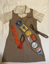 BROWNIE GIRL SCOUTS Uniform