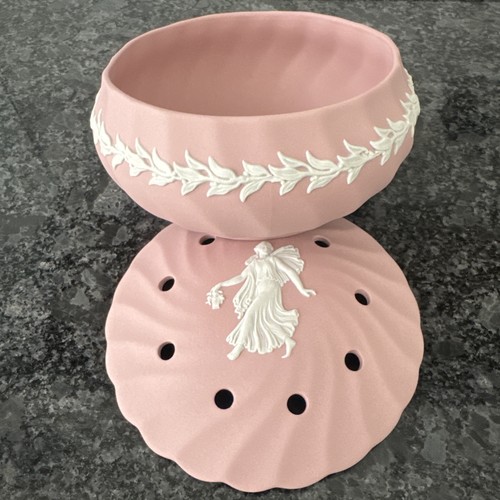 Wedgwood jasperware pink - wedgwood,