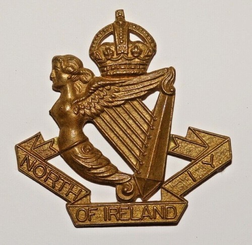 British military cap badges - cap,