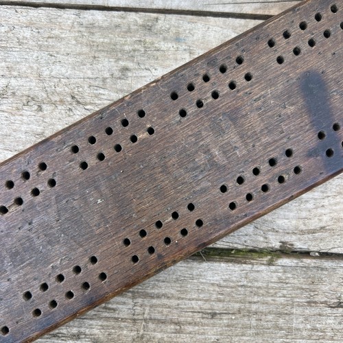 Vintage wooden cribbage board - vintage,