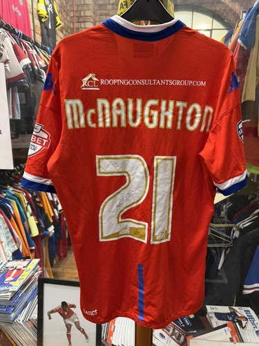 Match worn signed kevin - worn,