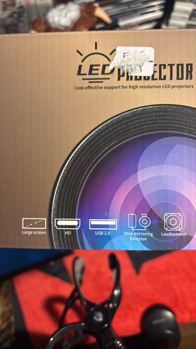 Led projector new - new, white