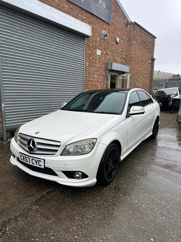 W204 mercedes benz class - mercedes, c